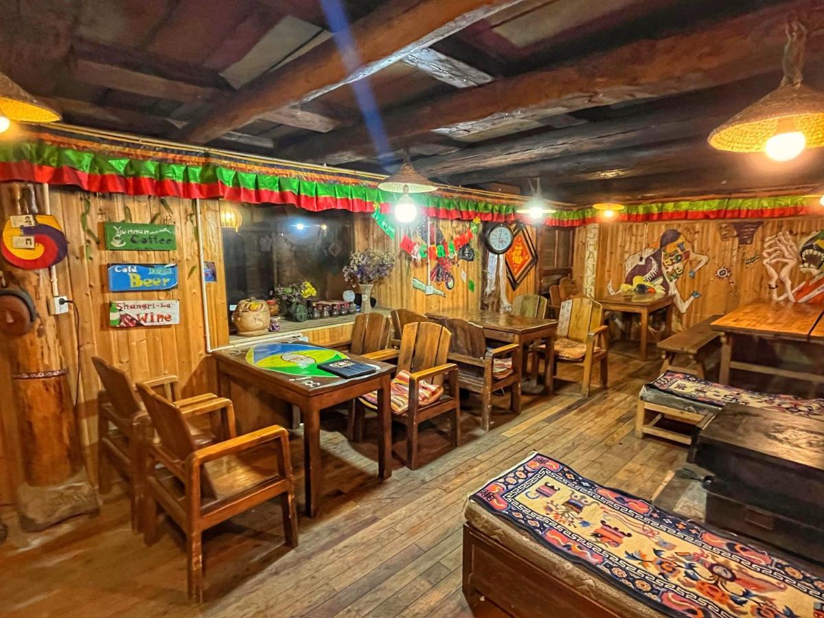 Tavern Hostel仁和客栈 Sangzsila Kültér fotó